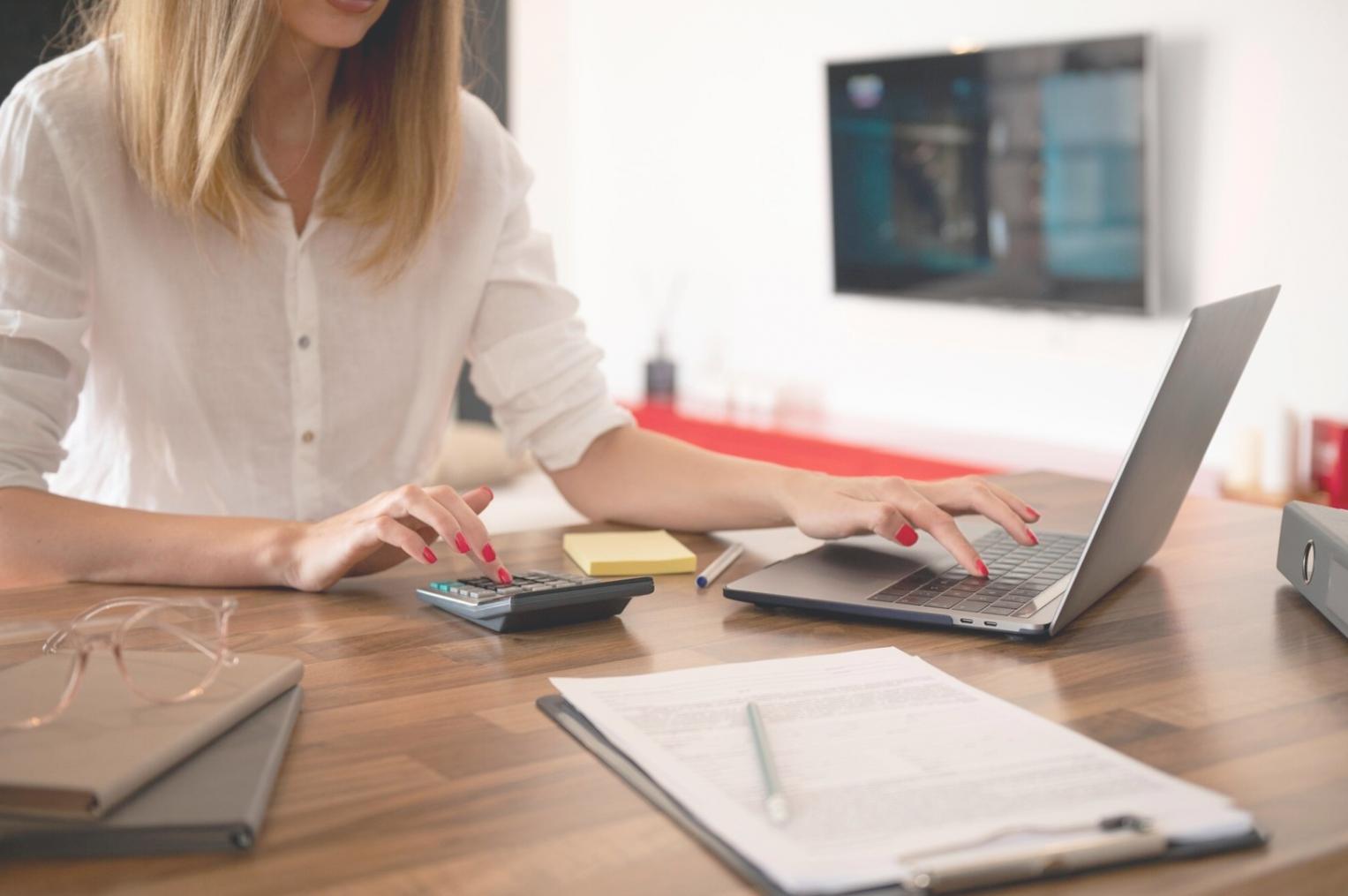 Analyse des tendances saisonnières d'investissement